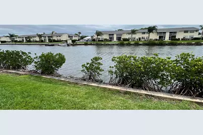 1860 Robalo Drive #104, Vero Beach, FL 32960 - Photo 11