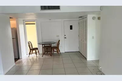 1860 Robalo Drive #104, Vero Beach, FL 32960 - Photo 5