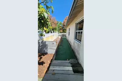 8403 SE Pettway Street, Hobe Sound, FL 33455 - Photo 21