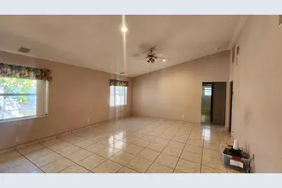 8403 SE Pettway Street, Hobe Sound, FL 33455 - Photo 9