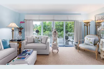 250 Bradley Place #202, Palm Beach, FL 33480 - Photo 3