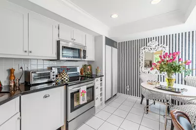 250 Bradley Place #202, Palm Beach, FL 33480 - Photo 13