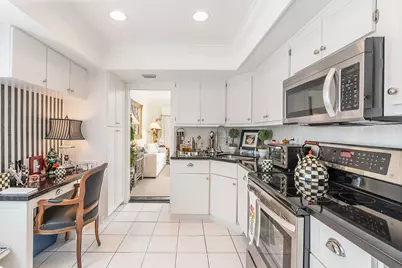 250 Bradley Place #202, Palm Beach, FL 33480 - Photo 13