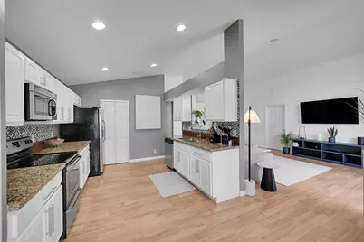 2649 Fairway Cove Court, Wellington, FL 33414 - Photo 13