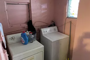 12920 Westview Dr, Miami, FL 33167 - Photo 17