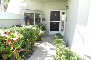 9198 Heathridge Dr, West Palm Beach, FL 33411 - Photo 1