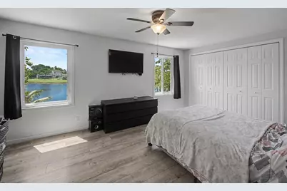4675 Lakeside Circle, West Palm Beach, FL 33417 - Photo 15