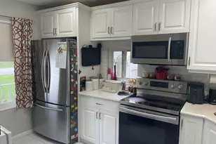 4675 Lakeside Cir, West Palm Beach, FL 33417 - Photo 5