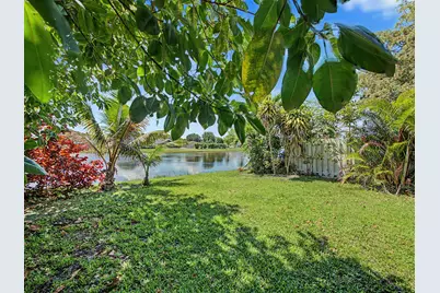 4675 Lakeside Circle, West Palm Beach, FL 33417 - Photo 21