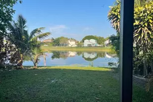 4675 Lakeside Cir, West Palm Beach, FL 33417 - Photo 3