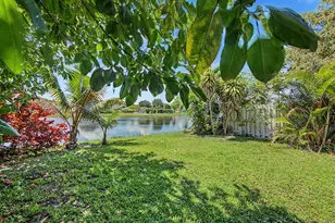 4675 Lakeside Cir, West Palm Beach, FL 33417 - Photo 21