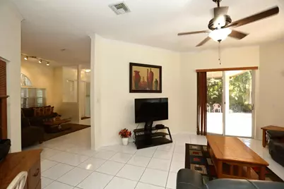 5330 SW 199th Avenue, Pembroke Pines, FL 33332 - Photo 27