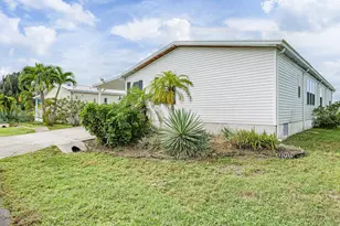 7620 Boxelder Rd, Micco, FL 32976 - Photo 43