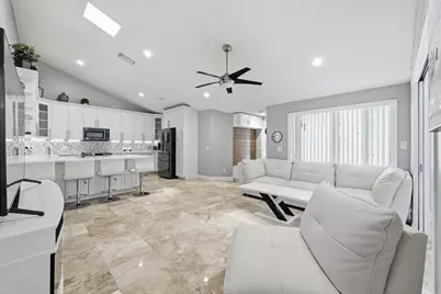 5460 Eagle Lake Drive #72b, Palm Beach Gardens, FL 33418 - Photo 5