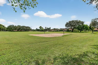 6818 68th Way, West Palm Beach, FL 33409 - Photo 29