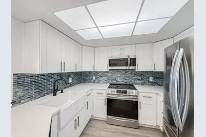 4155 N Haverhill Road #1420, West Palm Beach, FL 33417 - Photo 1