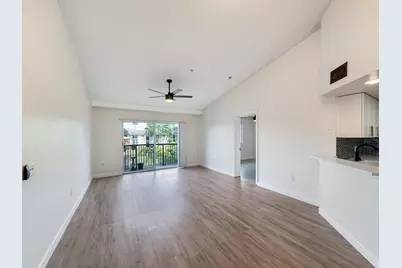 4155 N Haverhill Road #1420, West Palm Beach, FL 33417 - Photo 3