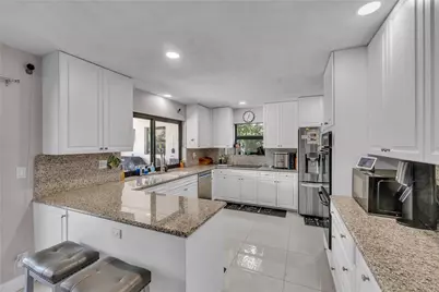 11266 NW 10th Place, Coral Springs, FL 33071 - Photo 13