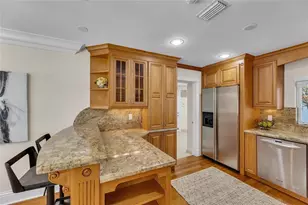 2840 NE 26th Ct, Fort Lauderdale, FL 33306 - Photo 9