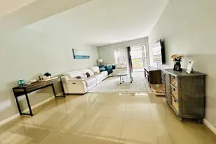 23370 Carolwood Ln, Boca Raton, FL 33428 - Photo 3