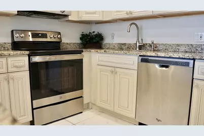 42 Sussex #B, West Palm Beach, FL 33417 - Photo 3