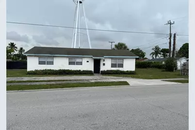 5713 Candlewood Street, Mangonia Park, FL 33407 - Photo 1