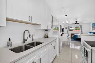 550 SW 2nd Ave, Boca Raton, FL 33432 - Photo 13