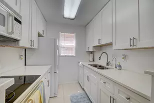 550 SW 2nd Ave, Boca Raton, FL 33432 - Photo 7