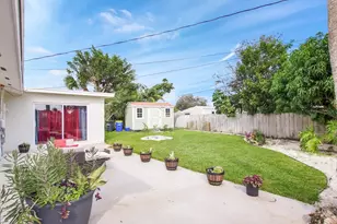 19185 SE Homewood Ave, Jupiter, FL 33469 - Photo 17