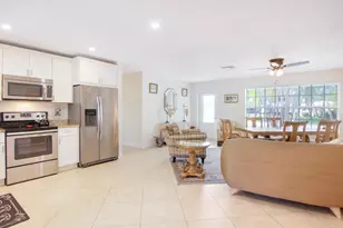 19185 SE Homewood Ave, Jupiter, FL 33469 - Photo 3