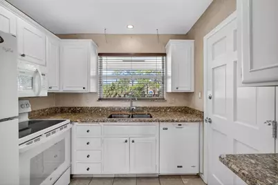478 Tequesta Drive #205, Tequesta, FL 33469 - Photo 7