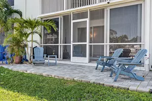 121 Wettaw Ln, North Palm Beach, FL 33408 - Photo 9