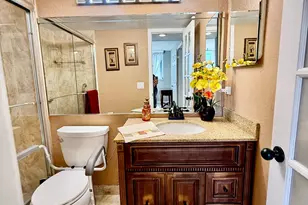 8970 S Hollybrook Blvd, Pembroke Pines, FL 33025 - Photo 21