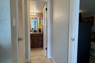 8970 S Hollybrook Blvd, Pembroke Pines, FL 33025 - Photo 19