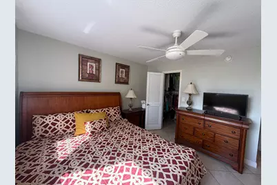 8970 S Hollybrook Boulevard #207, Pembroke Pines, FL 33025 - Photo 15