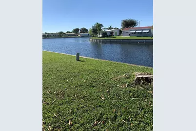 6005 NW 68th Avenue, Tamarac, FL 33321 - Photo 3