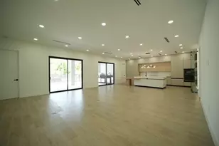 17107 W Sycamore Dr W, The Acreage, FL 33470 - Photo 5