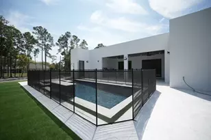 17107 W Sycamore Dr W, The Acreage, FL 33470 - Photo 19