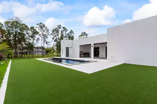 17107 W Sycamore Dr W, The Acreage, FL 33470 - Photo 31