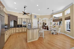 18764 SE Old Trail Dr, Jupiter, FL 33478 - Photo 17