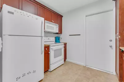 2441 SW 82nd Avenue #Unit 301, Davie, FL 33324 - Photo 7