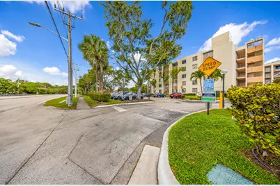 3249 Riverside #D-202, Coral Springs, FL 33065 - Photo 17