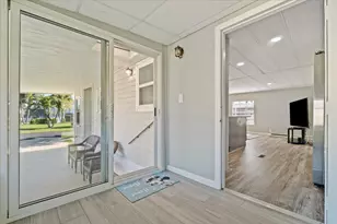 130 NW 53rd Ct, Deerfield Beach, FL 33064 - Photo 23