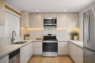 9480 Tangerine Pl, Davie, FL 33324 - Photo 7