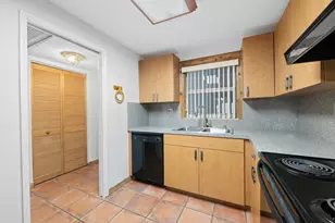 9480 Tangerine Pl, Davie, FL 33324 - Photo 9