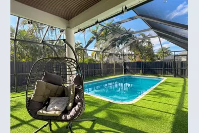 301 NW 78th Terrace, Plantation, FL 33324 - Photo 5