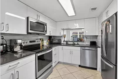 807 NW 91st Terrace NW #807, Plantation, FL 33324 - Photo 15