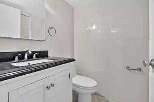 807 NW 91st Terrace NW, Plantation, FL 33324 - Photo 25