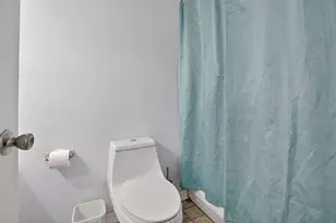807 NW 91st Terrace NW, Plantation, FL 33324 - Photo 27