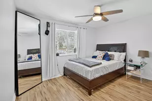 807 NW 91st Terrace NW, Plantation, FL 33324 - Photo 19